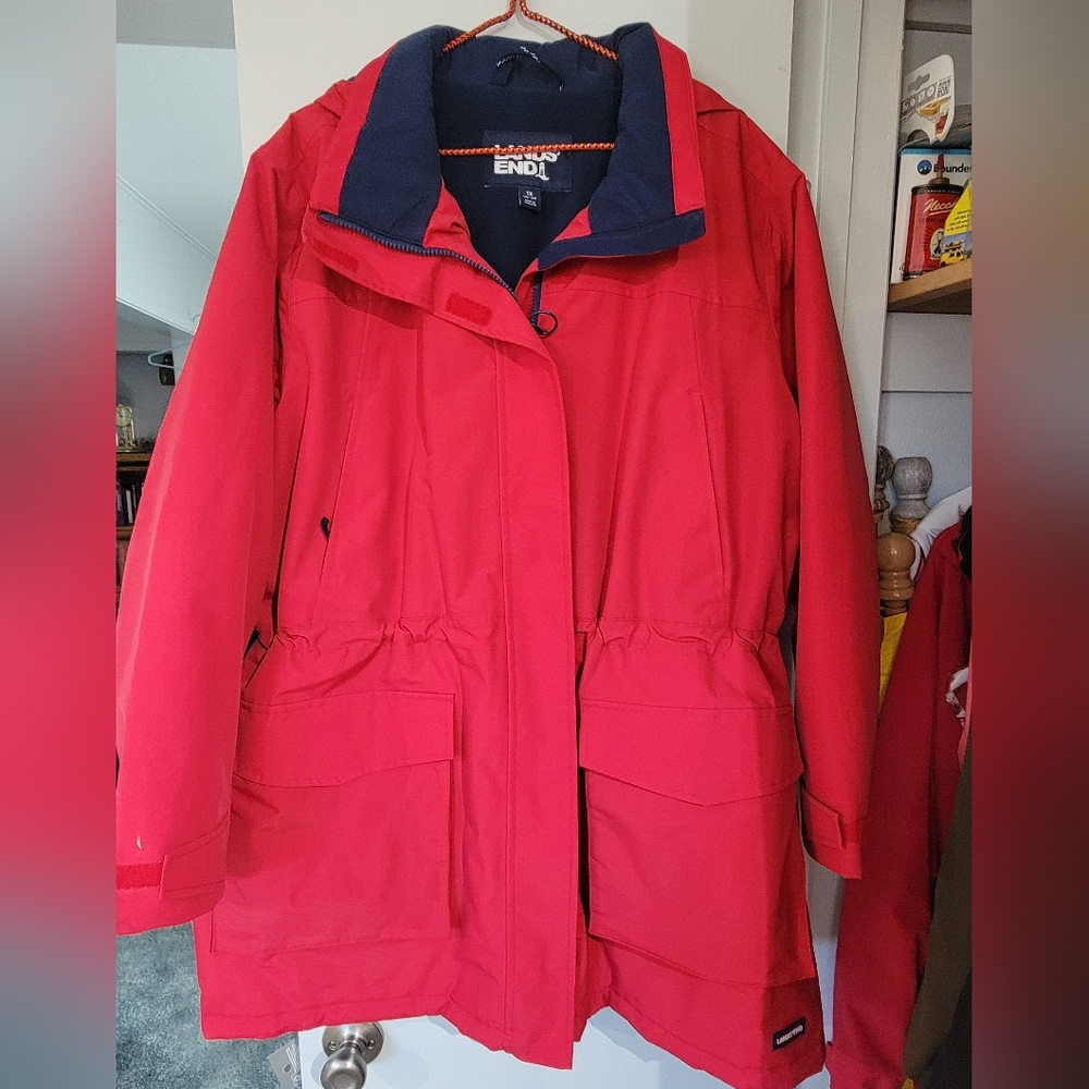 Lands' End Women's Squall Waterproof Insulated Winter Jacket RED - size …XL